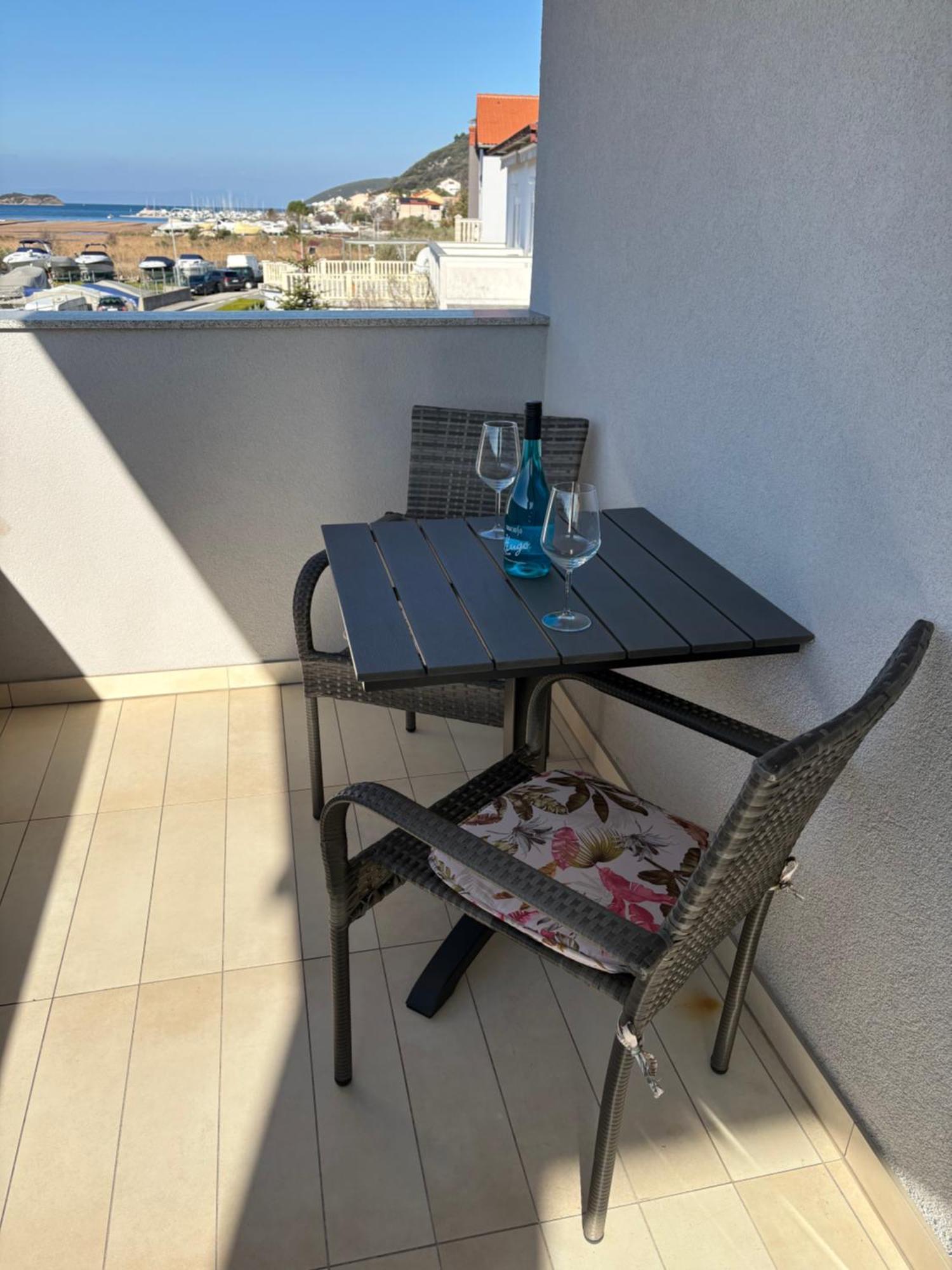 Apartman Belisima Deluxe Супетарска-Драга Экстерьер фото